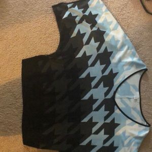 New York and Company Sweater Size M